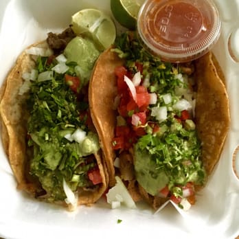 Las Palmas - Two tacos with a hearty amount of toppings! - Mexican Near Me - Pittsburgh, Pennsylvania