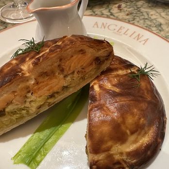 Angelina - Salmon puff pastry - Breakfast & Brunch Near Me - Paris, 75