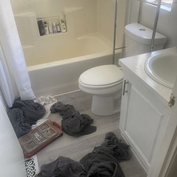 Iplumb - Brandon swore the tech used 3 towels to clean up the accident Even though we used 10 towels - Plumbing Near Me Iplumb - Brandon swore the tech used 3 towels to clean up the accident Even though we used 10 towels - Plumbing Near Me