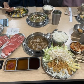 Hello Shabu - Pan Asian Near Me - San Bernardino, California