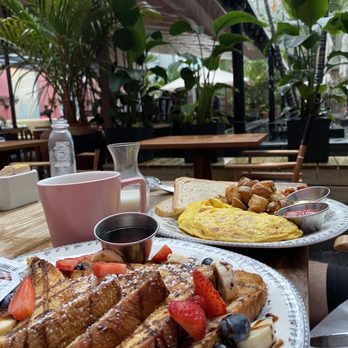 Orange Blossom - Ham & Cheese Omelette Nutella French Toast - Breakfast & Brunch Near Me - Miami Beach, Florida Orange Blossom - Ham & Cheese Omelette Nutella French Toast - Breakfast & Brunch Near Me - Miami Beach, Florida