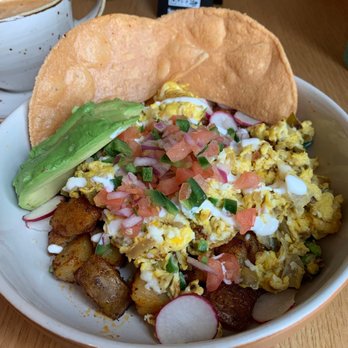 Hatch 44 Cafe - Fiesta scramble bowl - Cafes Near Me - Metuchen, New Jersey