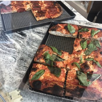 Belleville - Margarita pizza - Bakeries Near Me - Portland, Maine Belleville - Margarita pizza - Bakeries Near Me - Portland, Maine