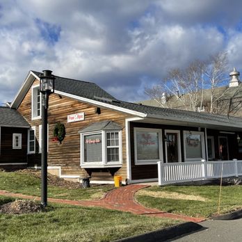 Paw Spa Avon - Pet Groomers Near Me - Avon, Connecticut