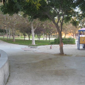 Castille Park - Parks Near Me - Mission Viejo, California