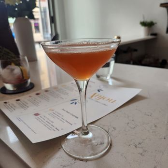 Anjou - Paper plane - Cocktail Bars Near Me - Cincinnati, Ohio
