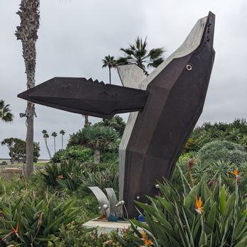Heisler Park - Whale sculpture - Parks Near Me - Laguna Beach, California Heisler Park - Whale sculpture - Parks Near Me - Laguna Beach, California