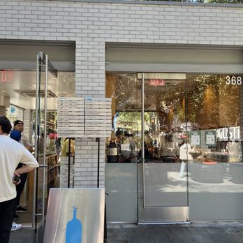 Blue Bottle Coffee - Santana Row - Outside - Coffee & Tea Near Me - San Jose, California