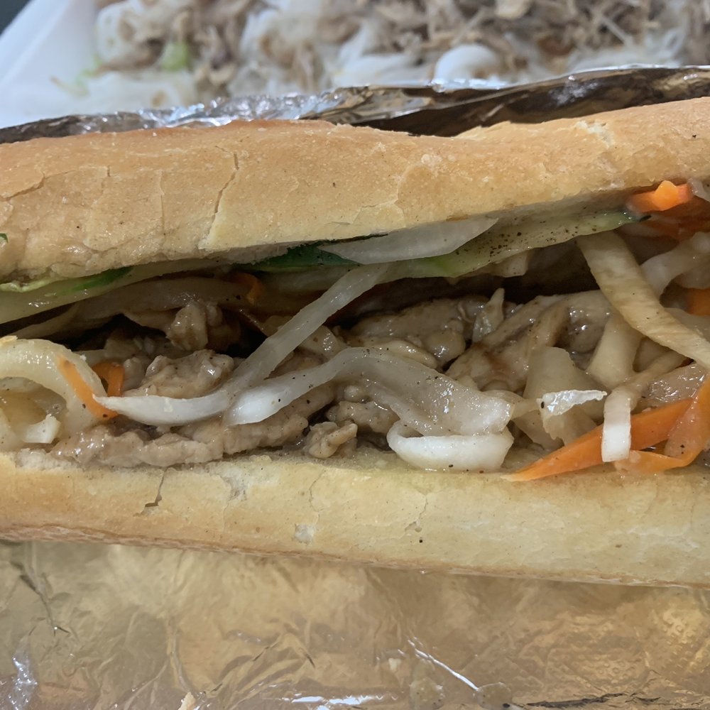 Tram's Kitchen - Chicken banh mi - Vietnamese Near Me - Pittsburgh, Pennsylvania Tram's Kitchen - Chicken banh mi - Vietnamese Near Me - Pittsburgh, Pennsylvania