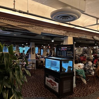 Pappadeaux Seafood Kitchen - Indoor seating - Cajun/Creole Near Me - Marietta, Georgia Pappadeaux Seafood Kitchen - Indoor seating - Cajun/Creole Near Me - Marietta, Georgia