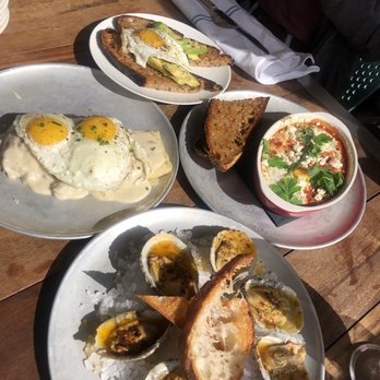Hummingbird - Oysters / biscuit & gravy / shakshuka / avocado toast - Bars Near Me - Raleigh, North Carolina