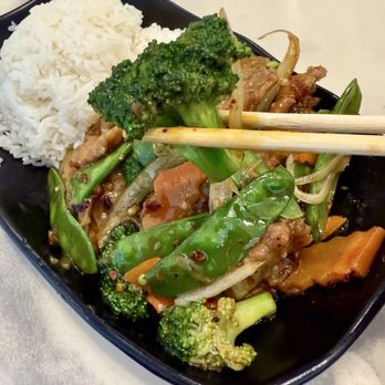 Rice Cooker - Szechuan Beef lunch - Chinese Near Me - Zionsville, Indiana Rice Cooker - Szechuan Beef lunch - Chinese Near Me - Zionsville, Indiana