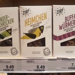 Merkur City - Heuschrecken, Heimchen & Buffalo-Würmer zum Essen!!!