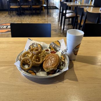 Twin Bros Burgerz - Burgers Near Me - Helotes, Texas Twin Bros Burgerz - Burgers Near Me - Helotes, Texas