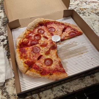 Jet's Pizza - Large Hand Tossed Pepperoni Pizza - Pizza Near Me - Chicago, Illinois Jet's Pizza - Large Hand Tossed Pepperoni Pizza - Pizza Near Me - Chicago, Illinois