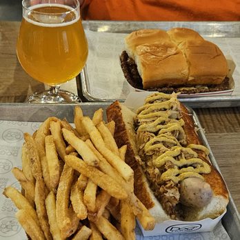 Dog Haus Biergarten - Chicken Shop Near Me - Spring, Texas