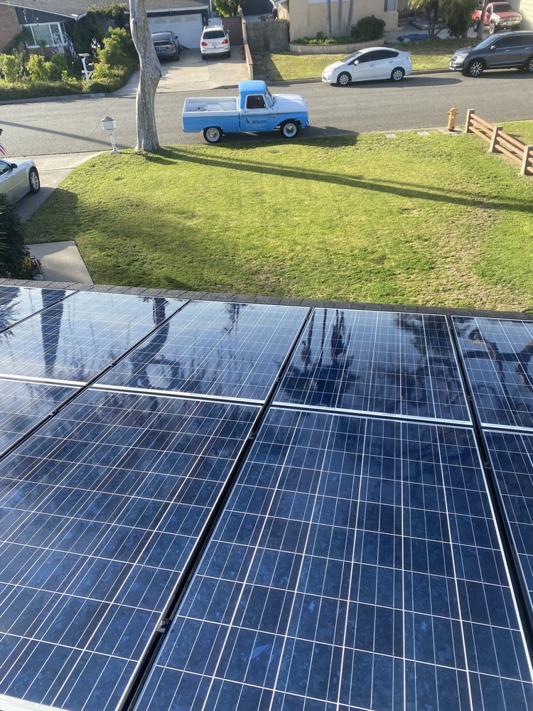 Slide of Stay Clean Solar