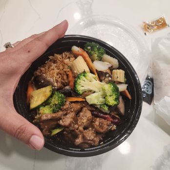 Chopstix - Garlic hunan beef with veggies. 23$ for veggies & rice and extra for the beef. 28.99 for this and a soggy veggies spring roll - Chinese Near Me - Los Fresnos, Texas Chopstix - Garlic hunan beef with veggies. 23$ for veggies & rice and extra for the beef. 28.99 for this and a soggy veggies spring roll - Chinese Near Me - Los Fresnos, Texas
