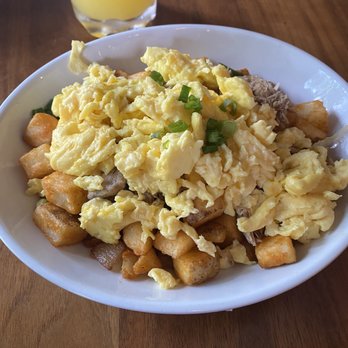 Takoda - Smoked pork hash w/ scrambled egg - American Near Me - Washington, DC, District of Columbia Takoda - Smoked pork hash w/ scrambled egg - American Near Me - Washington, DC, District of Columbia