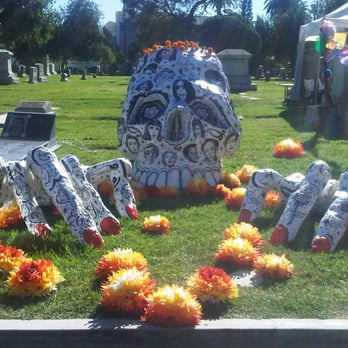 Dia de Los Muertos - Festivals Near Me - Hollywood, California Dia de Los Muertos - Festivals Near Me - Hollywood, California