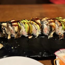 Okinawa Sushi & Steakhouse - Golden bridge roll