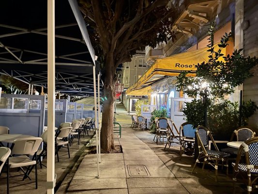 Rose's Cafe by null