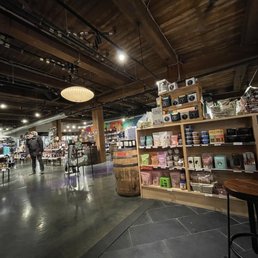 Whole high end mart Whole high end mart