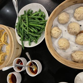 Din Tai Fung - String Beans with Garlic, Kimchi & Kurobuta Pork Dumplings (10 each), Crab & Kurobuta Pork Xiao Long Bao (10 each) - Taiwanese Near Me - Seattle, Washington Din Tai Fung - String Beans with Garlic, Kimchi & Kurobuta Pork Dumplings (10 each), Crab & Kurobuta Pork Xiao Long Bao (10 each) - Taiwanese Near Me - Seattle, Washington