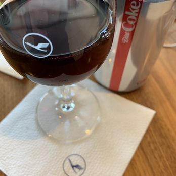 Lufthansa Senator Lounge - Wine - check, Diet Coke - check, awesome food - check - Airport Lounges Near Me - Detroit, Michigan