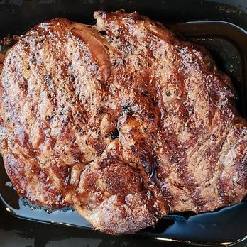 Applebee's Grill + Bar - 12 oz ribeye. Sorry didn't get a pic of the sides. Was in a hurry. - American Near Me - Murrieta, California
