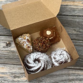 My Sweetish Friend - ig: @whatsviveating  |  the sweetish sampler: swedish tosca almond cake, morgon glory muffin, the apple brown, pear cardamom cake - Bakeries Near Me - Austin, Texas