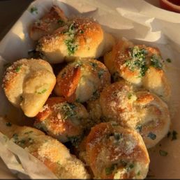 garlic knots