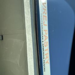 Vrej Pastry - The name of the bakery in Granada hills they don't  take cake orders mo longer