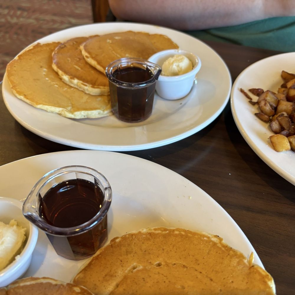 Bob Evans - Pancakes - American Near Me - Mount Laurel, New Jersey