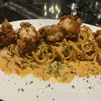 Frnds - Lobster Chili Pasta - Lounges Near Me - Houston, Texas Frnds - Lobster Chili Pasta - Lounges Near Me - Houston, Texas