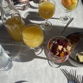 Medium Rare - Bottomless mimosas, Yogurt parfait, Fruit cup - Steakhouses Near Me - Washington, DC, District of Columbia Medium Rare - Bottomless mimosas, Yogurt parfait, Fruit cup - Steakhouses Near Me - Washington, DC, District of Columbia