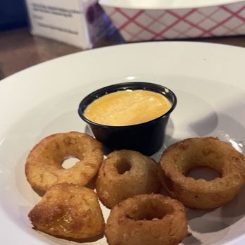 Octoraro Hotel & Tavern - Onion rings with rose petal sauce. - New American Near Me - Oxford, Pennsylvania Octoraro Hotel & Tavern - Onion rings with rose petal sauce. - New American Near Me - Oxford, Pennsylvania