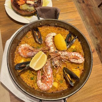 Colom - Spanish Near Me - Barcelona, B Colom - Spanish Near Me - Barcelona, B