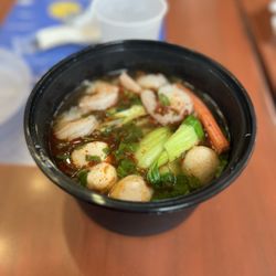 Shanghai 360 - Seafood noodle soup
