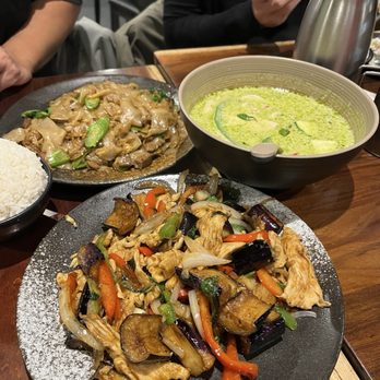 Siam Station - Thai Near Me - Cupertino, California
