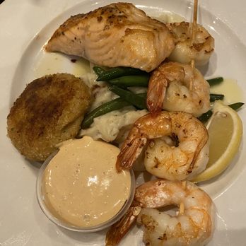 Gladstone's - Seafood Trio - Seafood Near Me - Long Beach, California Gladstone's - Seafood Trio - Seafood Near Me - Long Beach, California