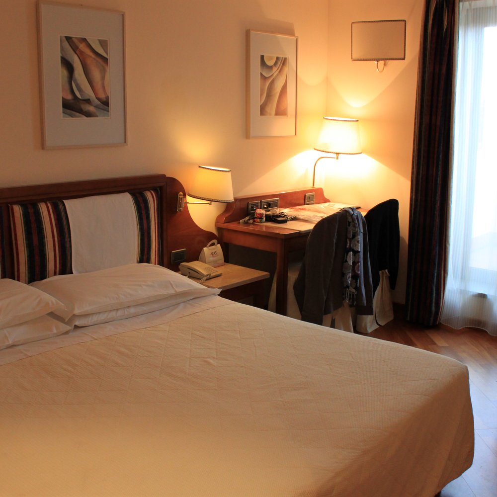 Hotel Laurus al Duomo - Room 701 - Hotel Laurus - Hotels Near Me - Florence, FI Hotel Laurus al Duomo - Room 701 - Hotel Laurus - Hotels Near Me - Florence, FI