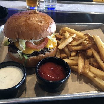 Henry's Tavern - M - New American Near Me - Denver, Colorado