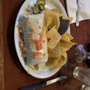 Ruby Tuesday - Chicken burrito - American Near Me - Lake City, Florida