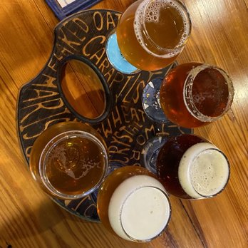 Long Blue Cat Brewing - Beer flight - Brewpubs Near Me - Londonderry, New Hampshire