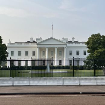 The White House - Landmarks & Historical Buildings Near Me - Washington, DC, District of Columbia The White House - Landmarks & Historical Buildings Near Me - Washington, DC, District of Columbia