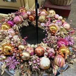 aquaTreasures Estate Center & Antique Market - This is hand made with all things vintage. Ornaments and jewelry ! One of a kind by A.One.Of.A.Kind! @lizbrowne