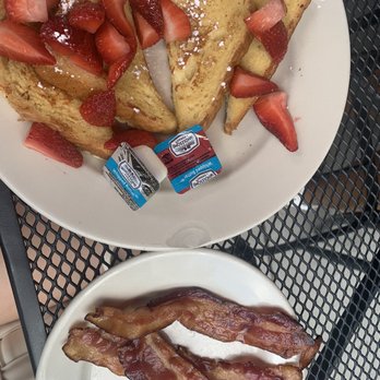 Runcible Spoon Cafe & Restaurant - French Toast (2 Slices) Hickory Bacon - Coffee & Tea Near Me - Bloomington, Indiana Runcible Spoon Cafe & Restaurant - French Toast (2 Slices) Hickory Bacon - Coffee & Tea Near Me - Bloomington, Indiana