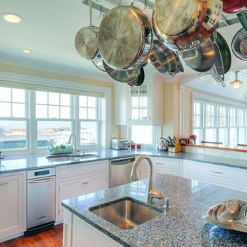 National HomeCraft - Double-Hung Windows - Roofing Near Me - Ocala, Florida National HomeCraft - Double-Hung Windows - Roofing Near Me - Ocala, Florida