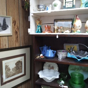 Countryside Antique Mall - Antiques Near Me - Thorntown, Indiana Countryside Antique Mall - Antiques Near Me - Thorntown, Indiana